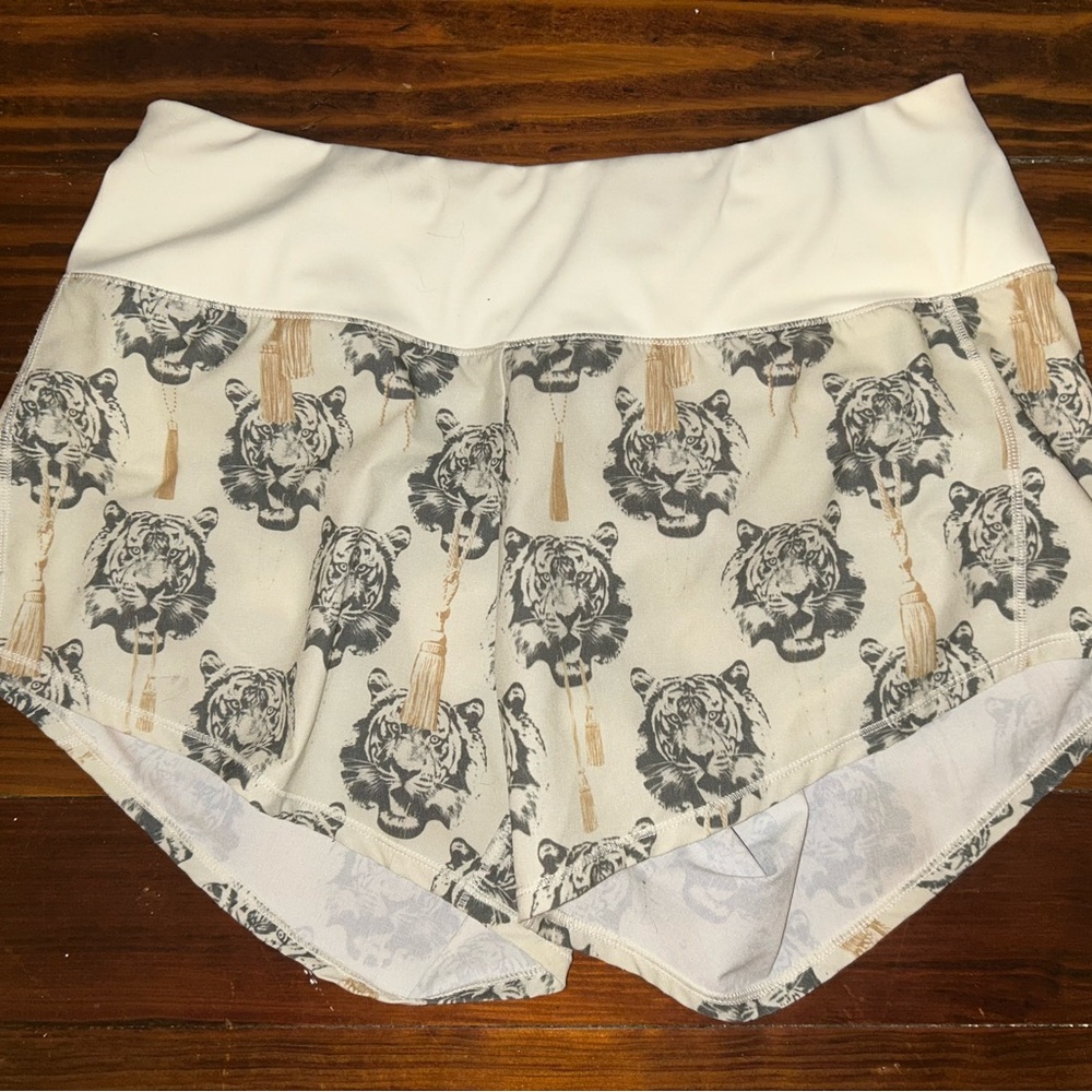 Oiselle roga running shorts size 2